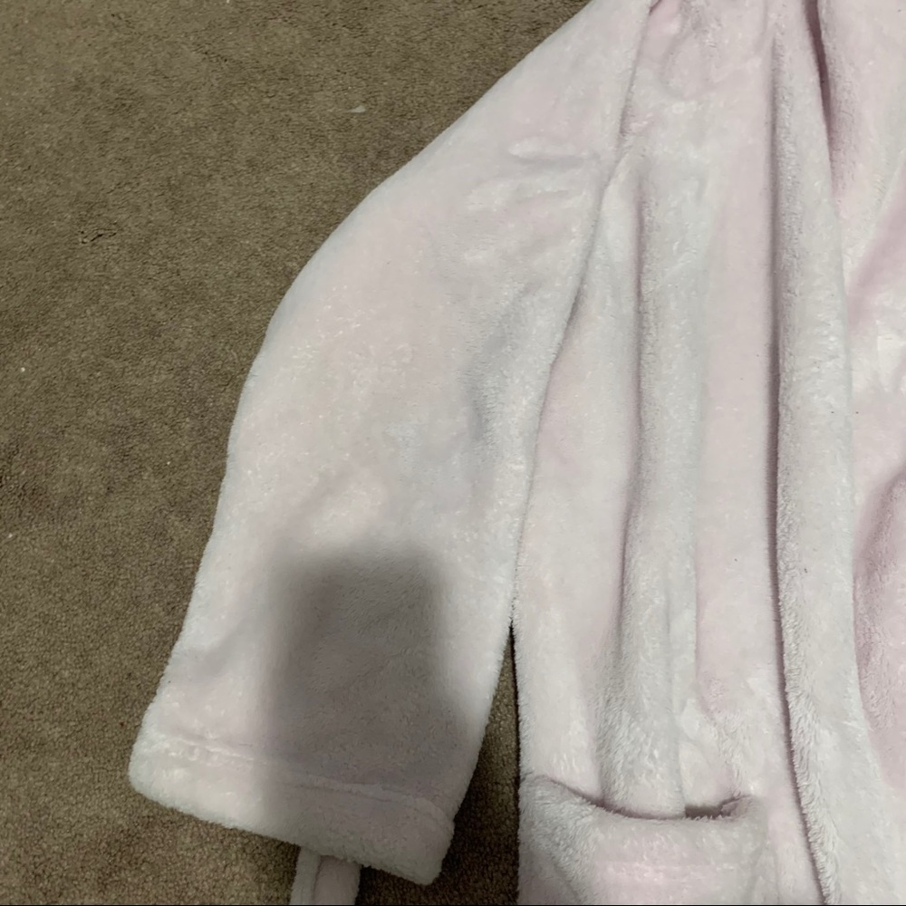 Women's Pink Fleece Robe - Picture 8 of 12